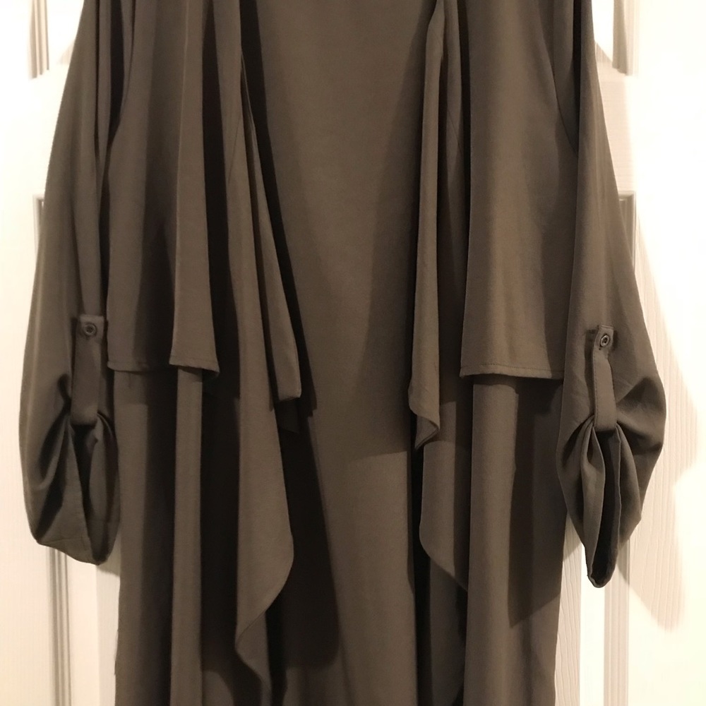 Trench Coat - Picture 4 of 6